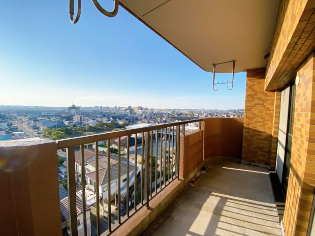 イーストタウンのバルコニー