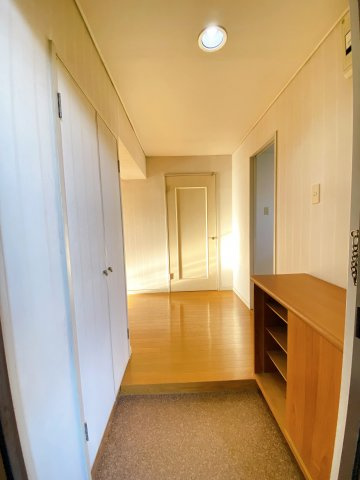 イーストタウンの居間・リビング