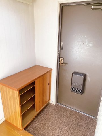 イーストタウンの玄関