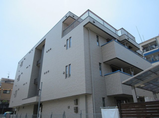 【エントランス】 | 建物の内部です