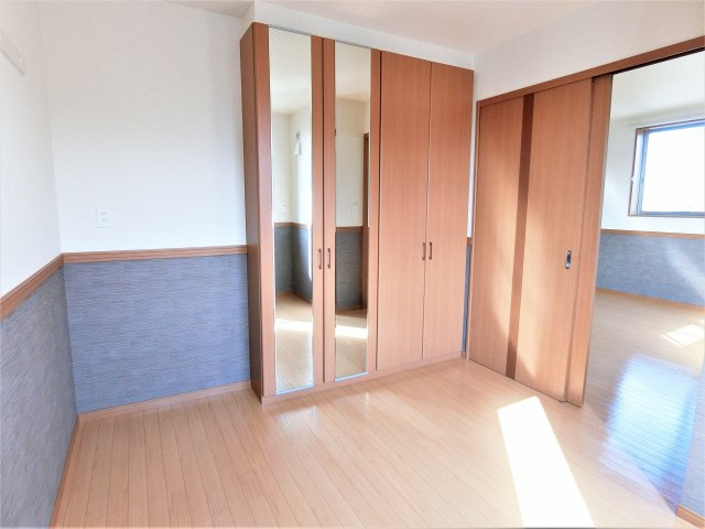 ＣＡＳＡ　ＤＯＭＡＮＩの洋室