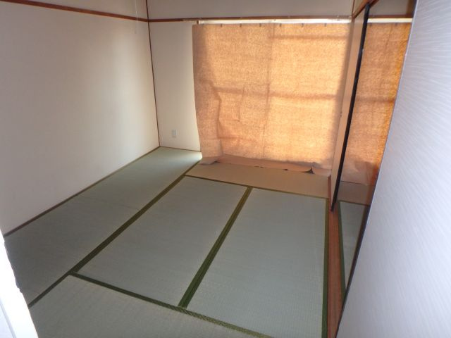 メゾン青山の和室