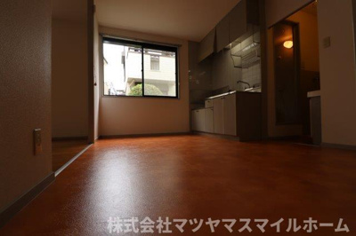 【居間・リビング】 | 灰塚パークサイドビレッジA棟