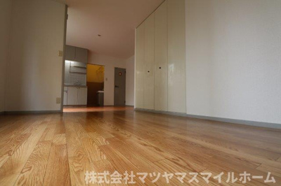 【居間・リビング】 | 灰塚パークサイドビレッジA棟