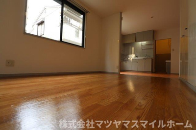 【居間・リビング】 | 灰塚パークサイドビレッジA棟