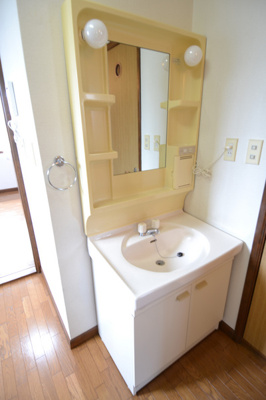 【洗面所】 | シャトリエＦ