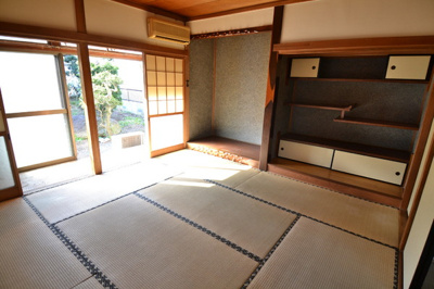 【居間・リビング】 | 貸家