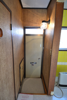 【玄関】 | 横山アパート | シューズボックス付き