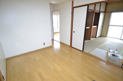 【居間・リビング】 | 三協ビル