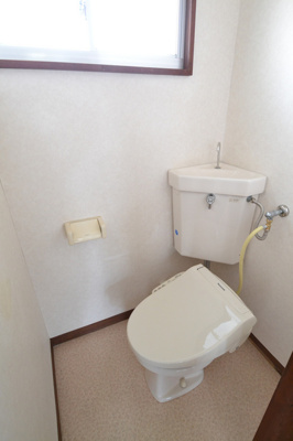 【トイレ】 | プリムＮ | 温水洗浄暖房機能便座・窓有り