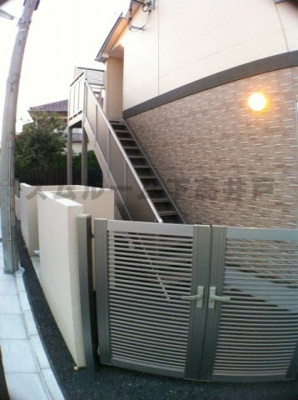 【エントランス】 | メゾンベルウッド