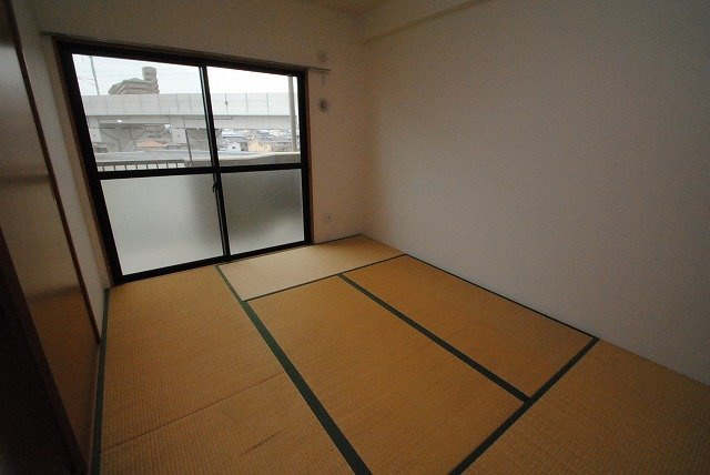 ＧＲＥＥＮ　ＨＩＬＬＳ津福の和室