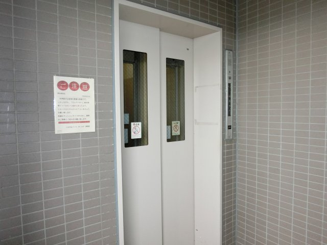 八千代台パーク・ホームズ　八千代市八千代台西８丁目のその他共用部分|エレベーター停止階