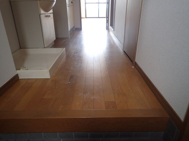 アレグリーアNISHINODAIの玄関