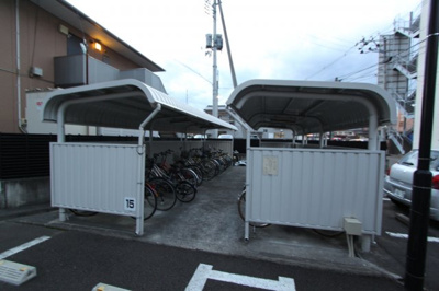 【その他共用部分】 | ロイヤルステージ宮城野 | 駐輪場