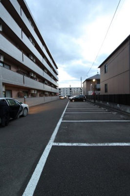 【駐車場】 | ロイヤルステージ宮城野