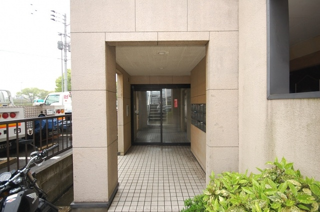 メゾンドアブリールのエントランス