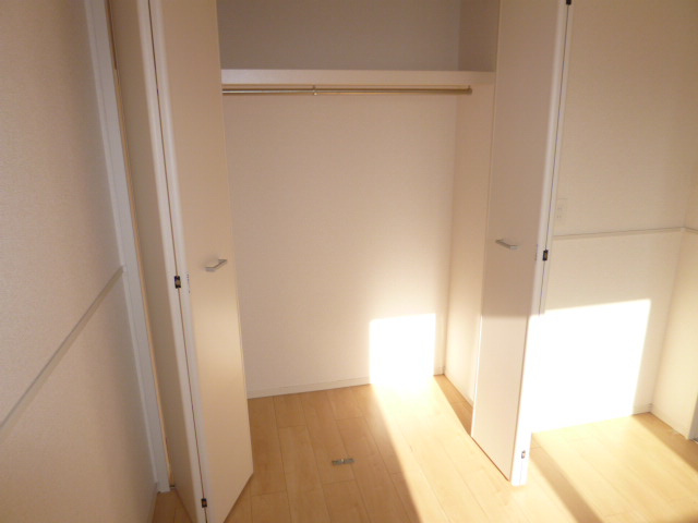 メゾンソレイユ亀島第２公園前Ａの収納