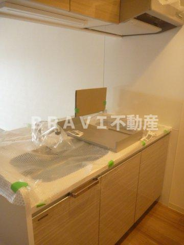 プレサンス心斎橋ニスト　BRAVI不動産のキッチン|【プレサンス心斎橋ニスト】お料理しやすいキッチンです