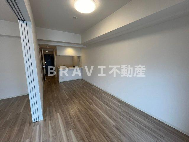 プレサンス心斎橋ニスト　BRAVI不動産の居間・リビング|【プレサンス心斎橋ニスト】こちらの居間で趣味の時間をお楽しみください