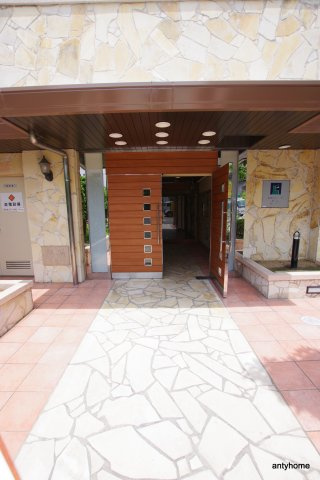 エステムコート梅田リトリーヴ　仲介手数料無料のエントランス