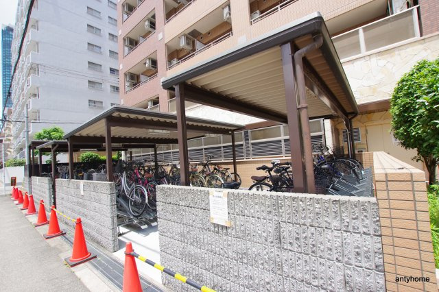 エステムコート梅田リトリーヴ　仲介手数料無料の駐車場