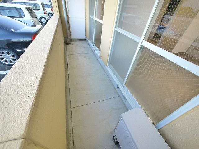 サンフィットラブリーのバルコニー|お洗濯にも便利なバルコニー付き