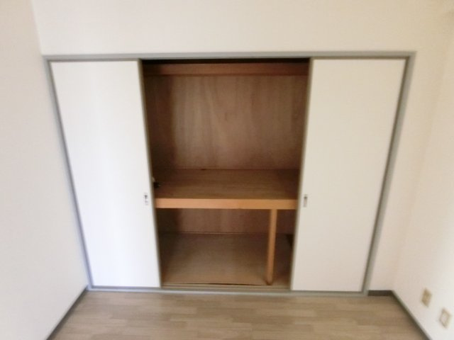 HIGASHIOマンションの収納