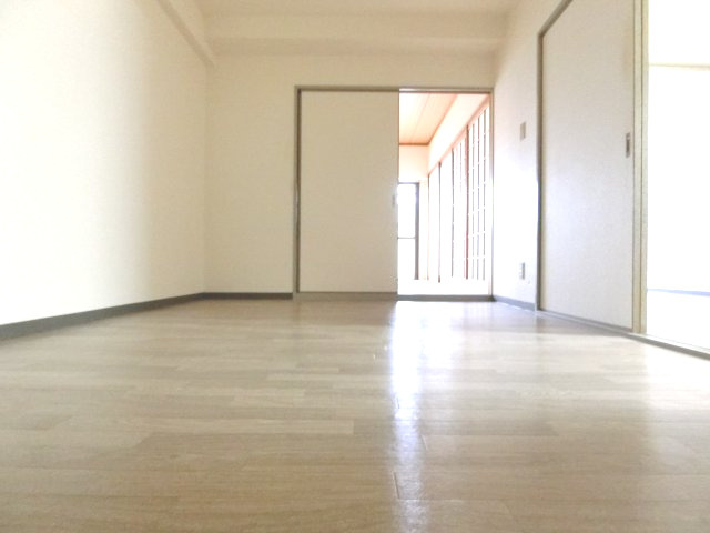 HIGASHIOマンションの内装