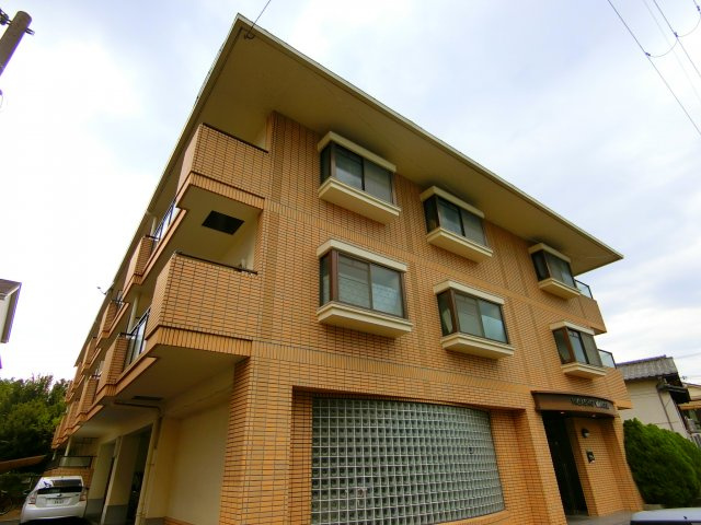 HIGASHIOマンションの外観