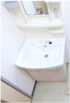 HIGASHIOマンションの独立洗面台