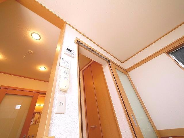 サンフェアリーⅤの設備|インターホン付きで安心。