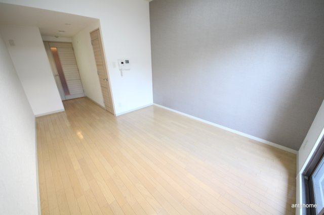 エスリード梅田北　仲介手数料無料の洋室