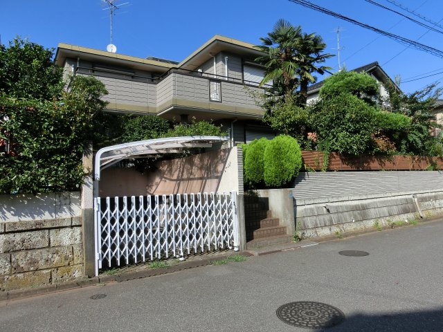 八千代市八千代台南２丁目　中古戸建　旭化成へーベルハウスの軽量鉄骨造の外観|八千代市八千代台南２丁目　中古戸建　旭化成のへーベルハウス　軽量鉄骨造　南西側約６．２ｍ公道面　