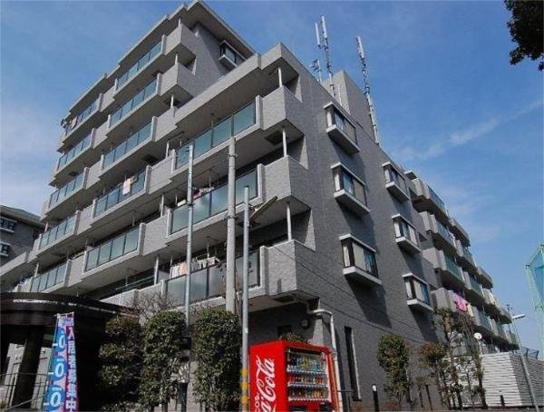 サンオリエントの外観