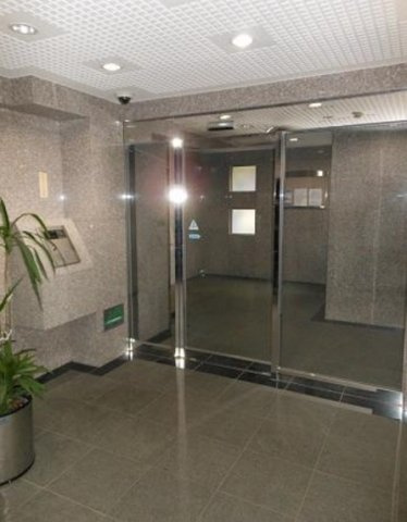 ドムスアライ3のエントランス