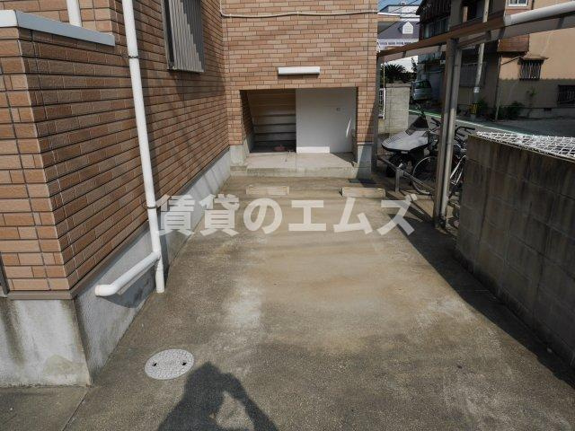 【駐車場】 | サンセリテ博多駅南２ | サンセリテ博多駅南２の駐車場
