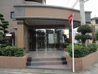 【エントランス】