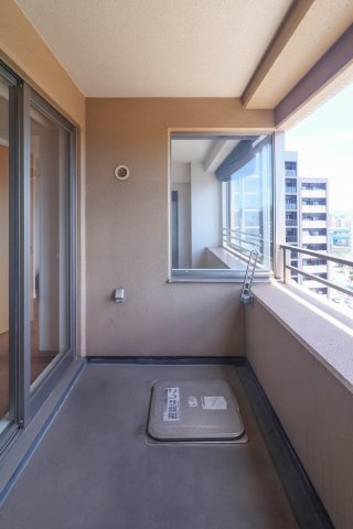 クレアウォーターマーク　12階のバルコニー|現状優先です。