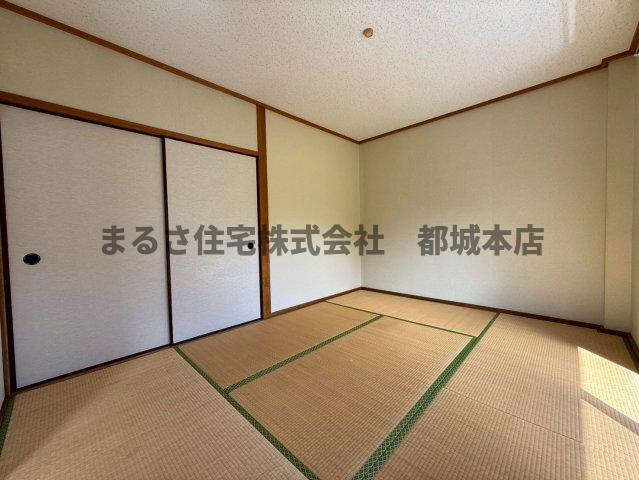 旭ヶ丘ハイツの和室|203の写真です