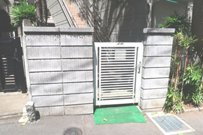 【エントランス】 | メゾン８８