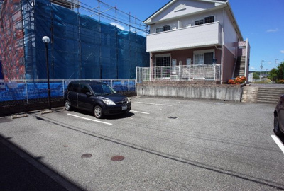 【駐車場】 | リバーサイド安藤 | 駐車場