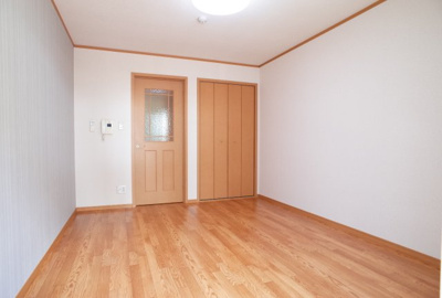 【寝室】 | リバーサイド安藤 | 洋室