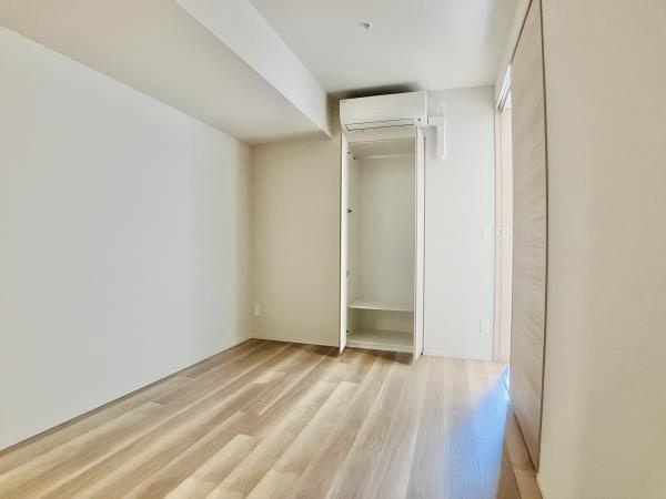 千代田区神田東松下町の賃貸マンションの洋室