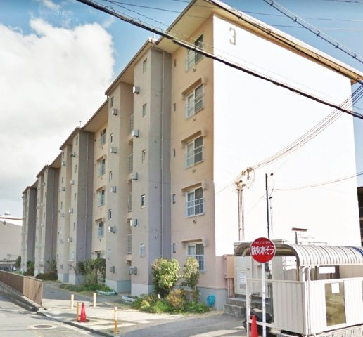 高丘台住宅3号棟の外観