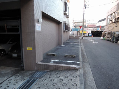 【駐車場】 | 横浜大口ガーデンハウス