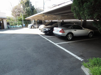 【駐車場】