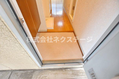 【玄関】 | ハイツリバティー