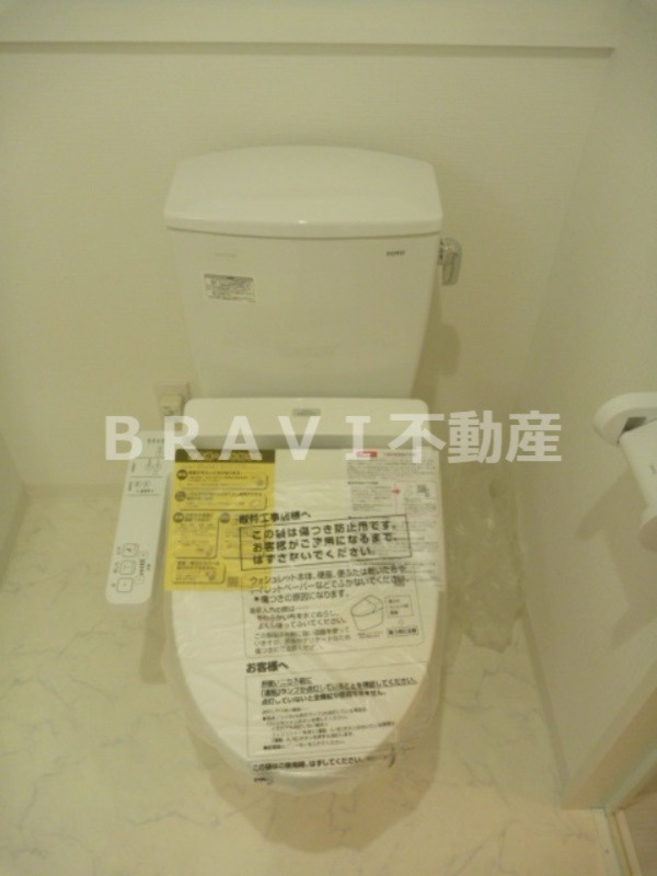 JPレジデンス大阪城東Ⅱ　BRAVI不動産のトイレ|シンプルで使いやすいトイレです