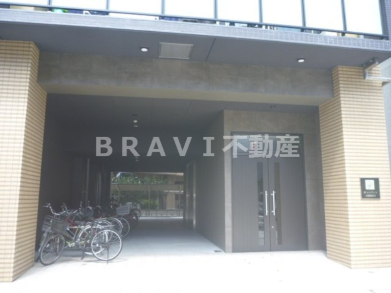 JPレジデンス大阪城東Ⅱ　BRAVI不動産のエントランス|落ち着いたエントランスです
